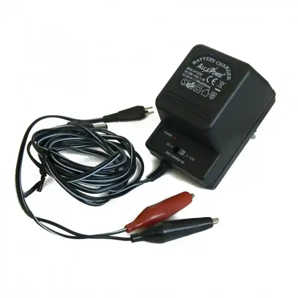 CARICABATTERIA VESPA 6 E 12 VOLT Sconto