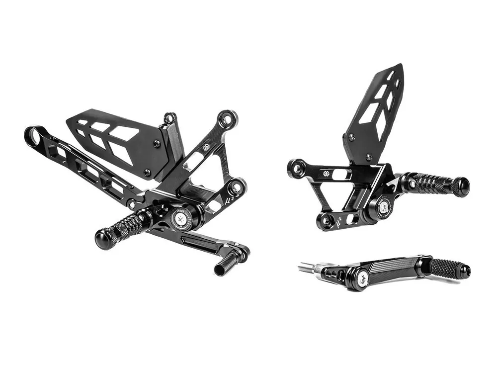 PEDANE ARRETRATE ALLUMINIO GILLES TOOLING YAMAHA MT-10 / SP 2022-2024- Compra Oggi Stesso