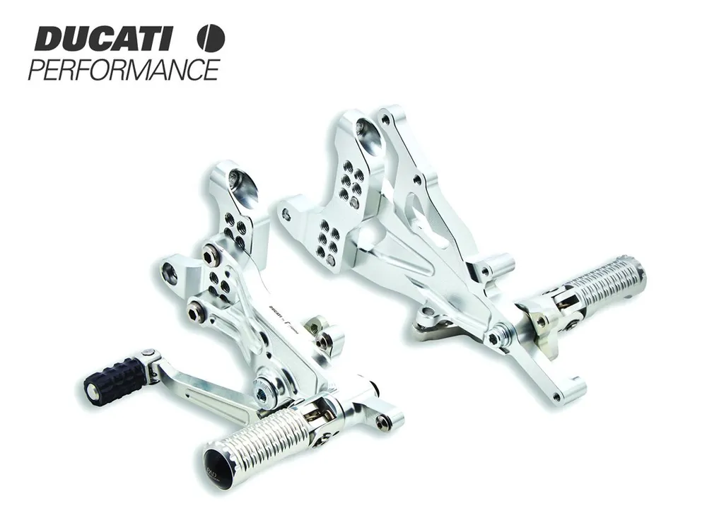 PEDANE REGOLABILI PILOTA RIZOMA DUCATI PANIGALE V4 / S / R 2018-2022- Ultime Pezzi