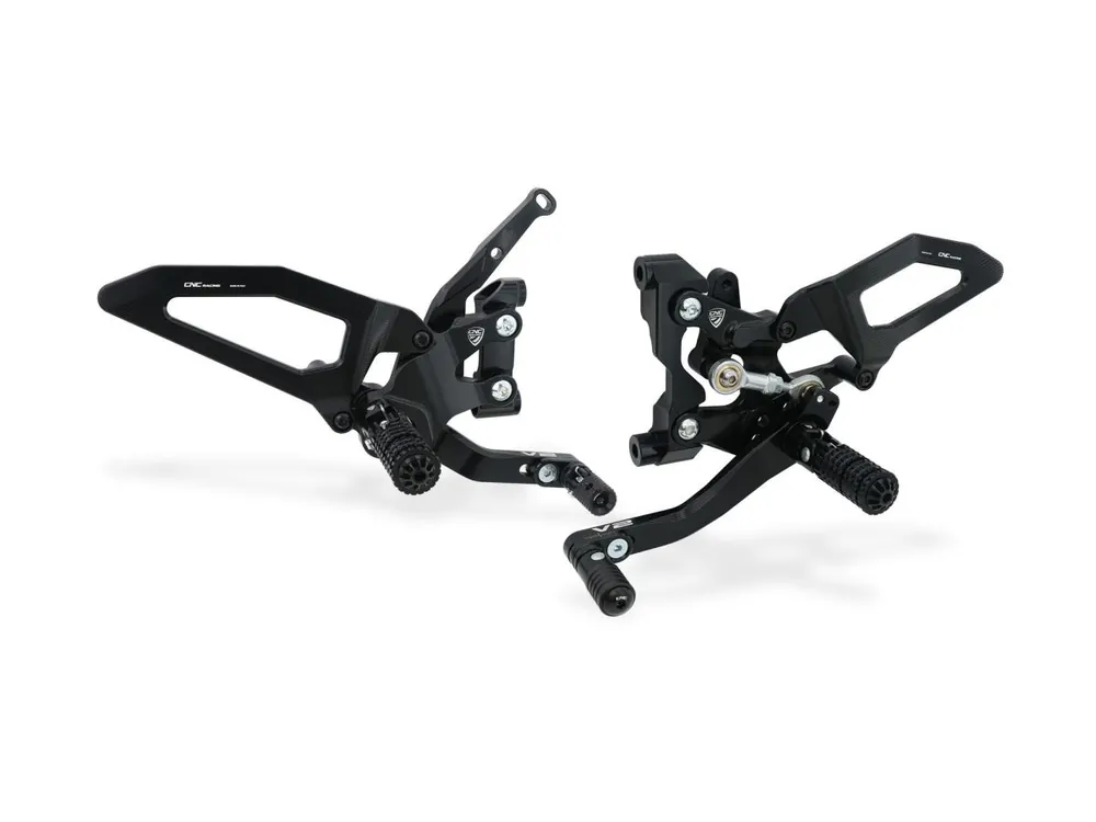 Quantità Limitata PEDANE REGOLABILI CNC RACING DUCATI STREETFIGHTER V2 2022-2024-