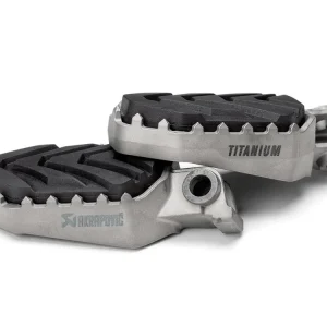 SET PEDANE TITANIO AKRAPOVIC KTM 1390 SUPER ADVENTURE 2015-2025- Economico