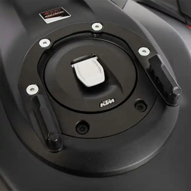 Promozione Flangia Hepco & Becker Tankring per KTM 1390 Superduke R dal 2024-