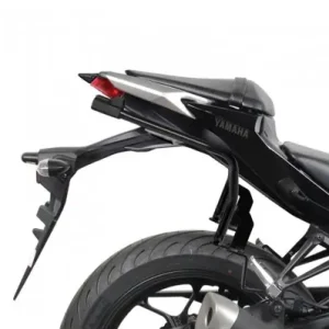Promo Stagionale Portavaligie laterale Shad 3P per valigie su Yamaha MT 03 dal 2016-