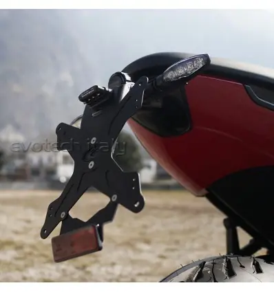 Portatarga regolabile Evotech per Triumph Trident 660- Ultimissimo Modello