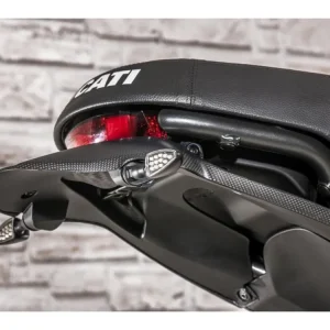 Novità PARAFANGO POST CARBONIO OPACO CNC RACING DUCATI SCRAMBLER 800 URBAN EN 2015-16-