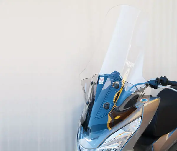 ISOTTA Parabrezza alta protezione trasparente CON SERIGRAFIA ANTI REFRAZIONE SOLARE per HONDA PCX 2018 - 2020 Prezzo Scontato