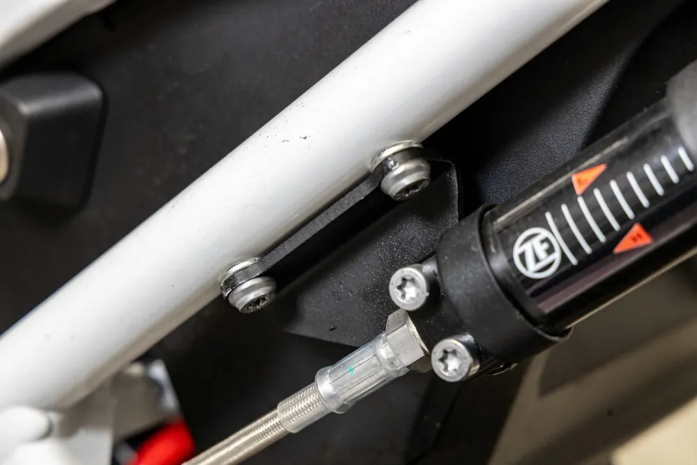 Ultimissimo Modello ISOTTA Staffa reggi olio ammortizzatore per BMW F 900 GS 2024>