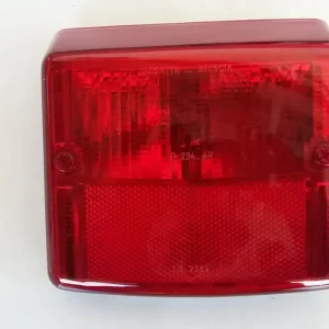 Must-Have CORPO LUMINOSO FANALE POSTERIORE VESPA PK 50N FL1 FL2 SPE PK 50 FL HP 4